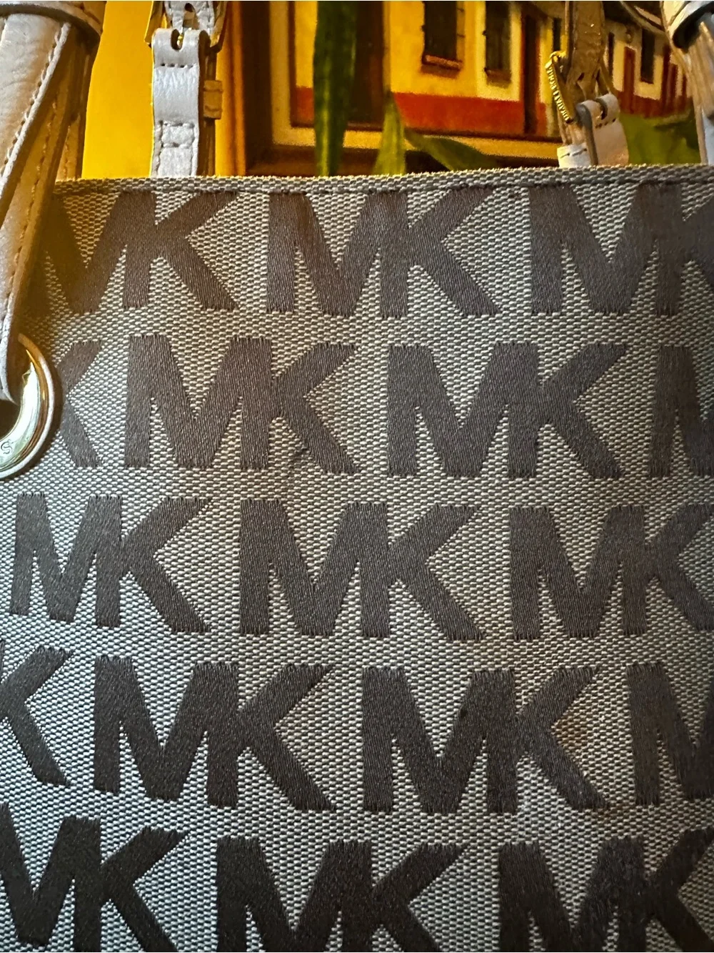Authentic Michael Kors beige MK Signature Tote with Logo Charm